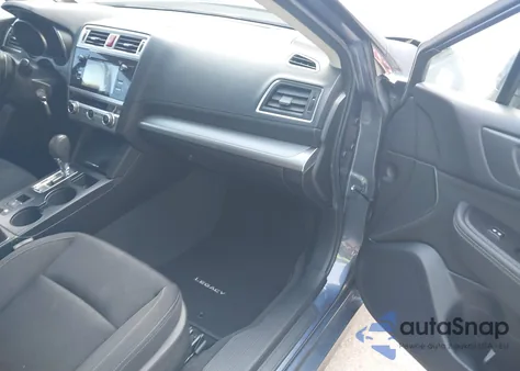 2015 Subaru Legacy 2.5I Premium z USA, uszkodzony, nr VIN 4S3BNAE67F3051063